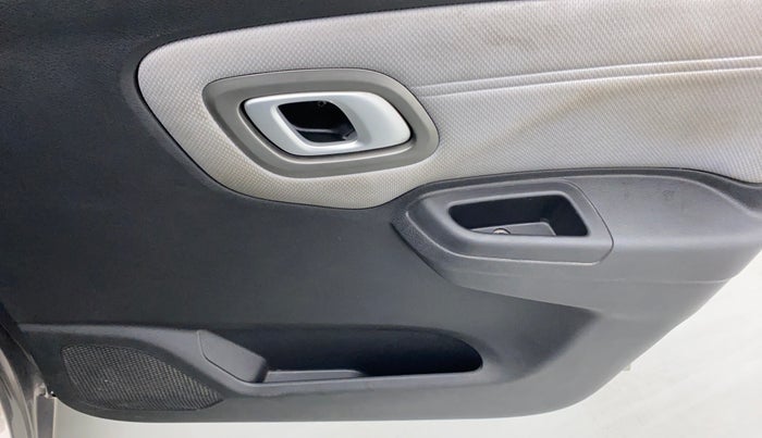 2020 Datsun Redi Go T (O), Petrol, Manual, 29,164 km, Driver Side Door Panels Control