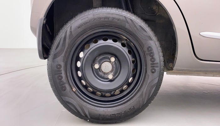 2020 Datsun Redi Go T (O), Petrol, Manual, 29,164 km, Right Rear Wheel