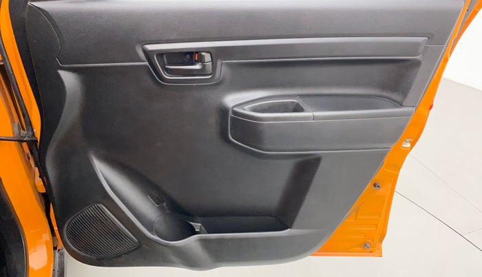 2019 Maruti S PRESSO VXI PLUS, Petrol, Manual, 35,467 km, Driver Side Door Panels Control
