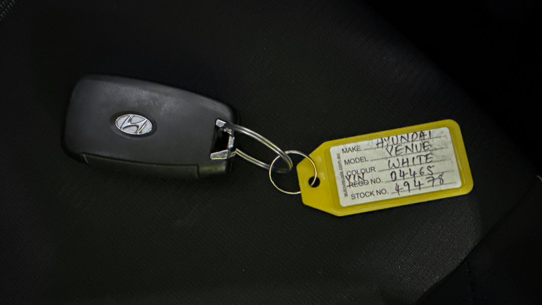 2023 Hyundai Venue Venue, Automatic, 43489 km, Key Close-up