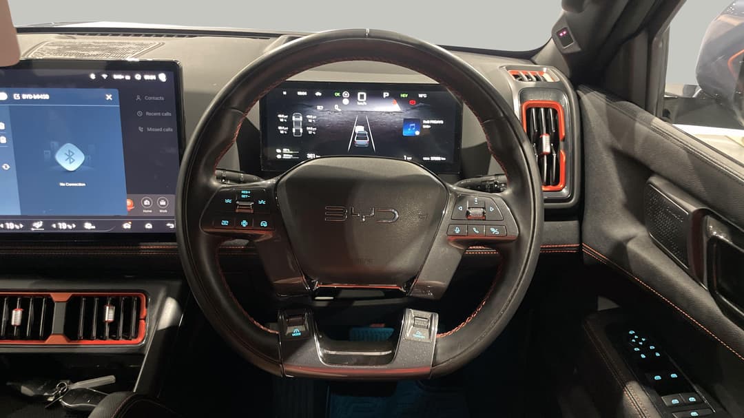 2025 Byd Shark 6 Dual Motor Premium, Automatic, 37858 km, Steering Wheel Close-up