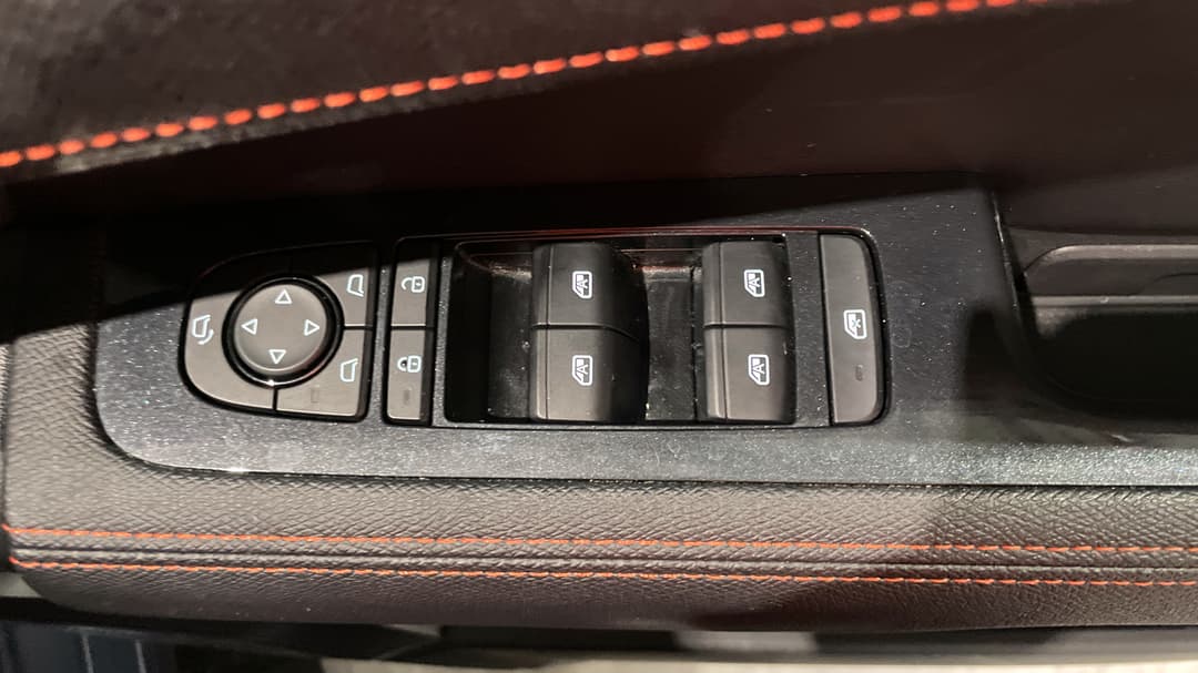 2025 Byd Shark 6 Dual Motor Premium, Automatic, 37858 km, Drivers Side Door Panel Controls