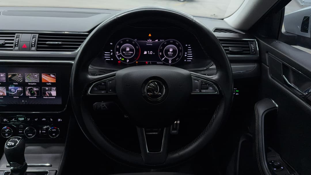 2020 SKODA Superb 200tsi Scout Limited Edition, Automatic, 99249 km, Steering Wheel Close-up