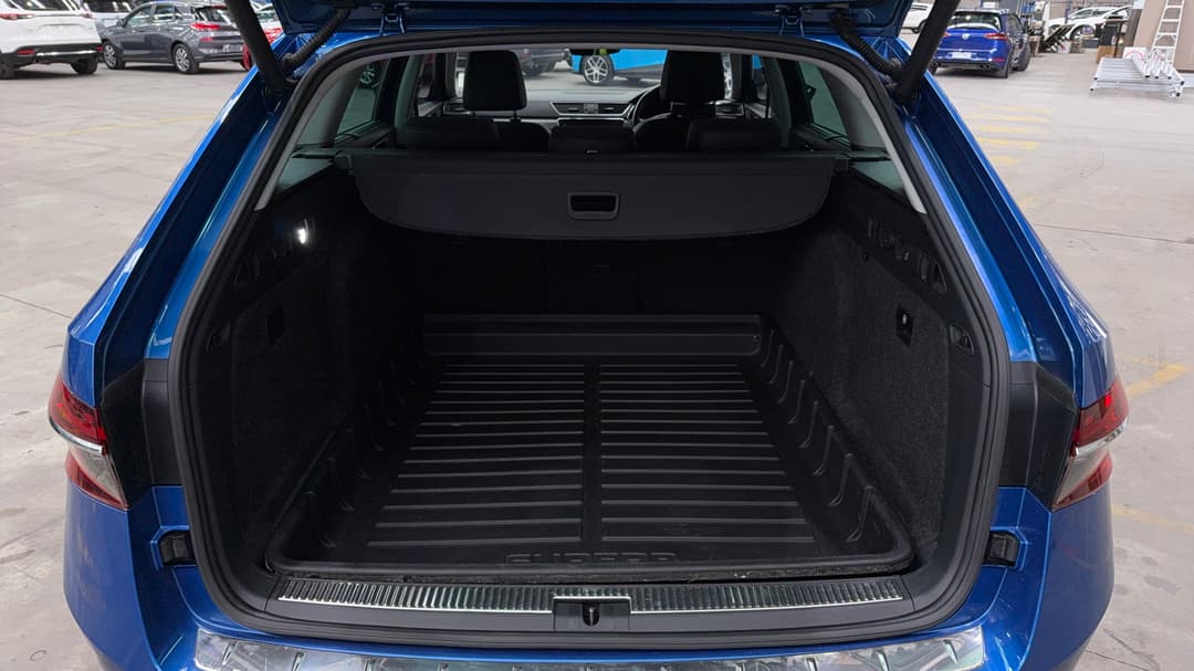 2020 SKODA Superb 200tsi Scout Limited Edition, Automatic, 99249 km, Boot Inside View
