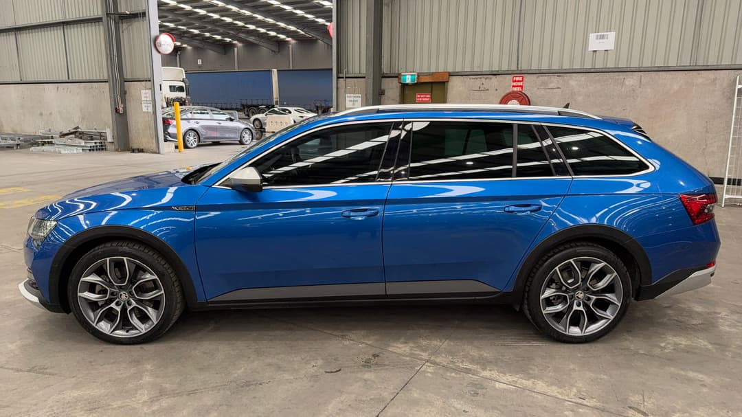2020 SKODA Superb 200tsi Scout Limited Edition, Automatic, 99249 km, Left Side View