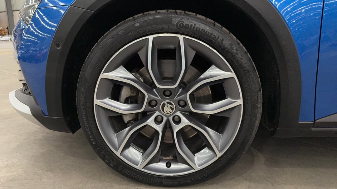 2020 SKODA Superb 200tsi Scout Limited Edition, Automatic, 99240 km, Left Front Wheel