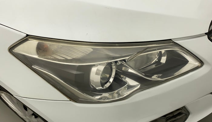 2015 Maruti Ciaz VXI, Petrol, Manual, 78,898 km, Right headlight - Minor scratches