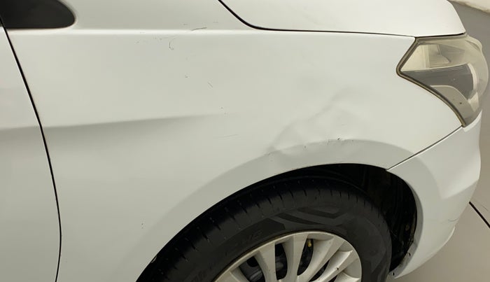 2015 Maruti Ciaz VXI, Petrol, Manual, 78,898 km, Right fender - Minor scratches