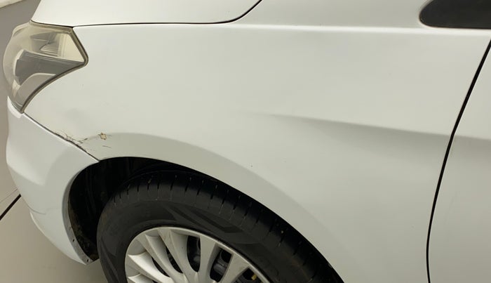 2015 Maruti Ciaz VXI, Petrol, Manual, 78,898 km, Left fender - Minor scratches