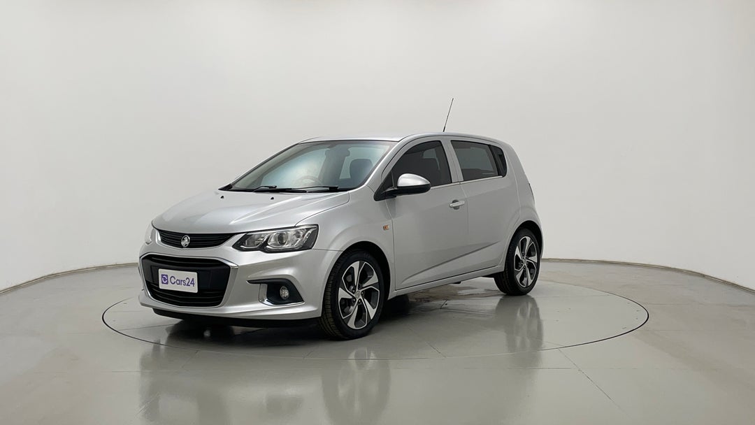 Left Front Diagonal (45- Degree) View