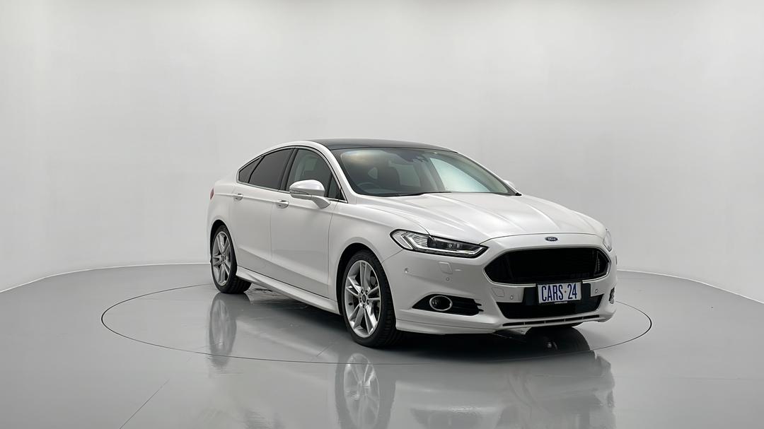 2017 Ford Mondeo Titanium, Automatic, 64921 km, Right Front Diagonal (45- Degree) View