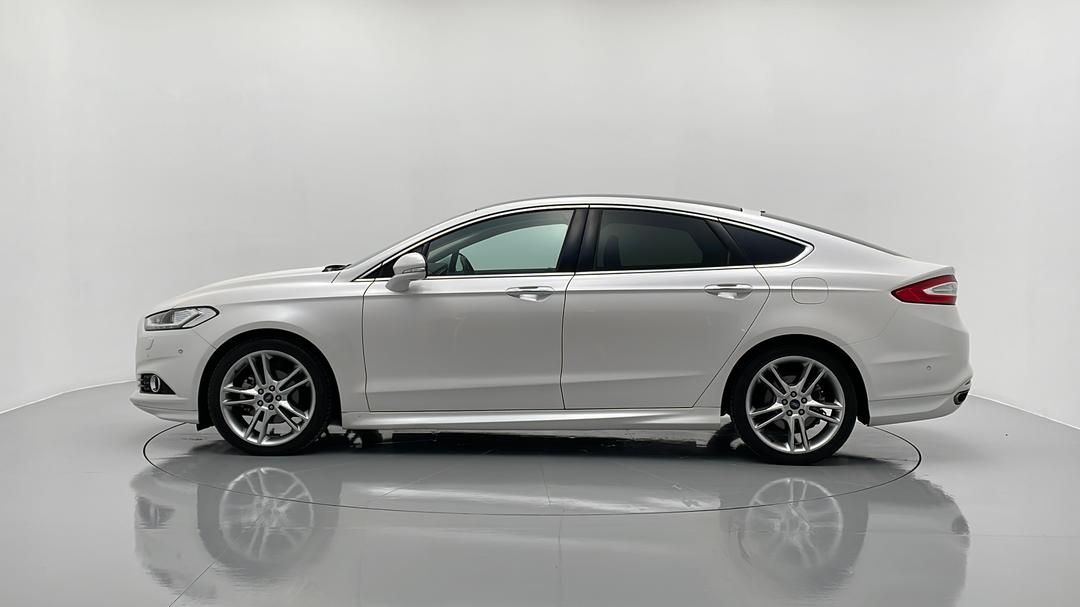 2017 Ford Mondeo Titanium, Automatic, 64921 km, Left Side View