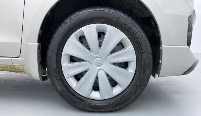 2017 Maruti Ertiga VXI ABS, Petrol, Manual, 17,813 km, Right Front Wheel