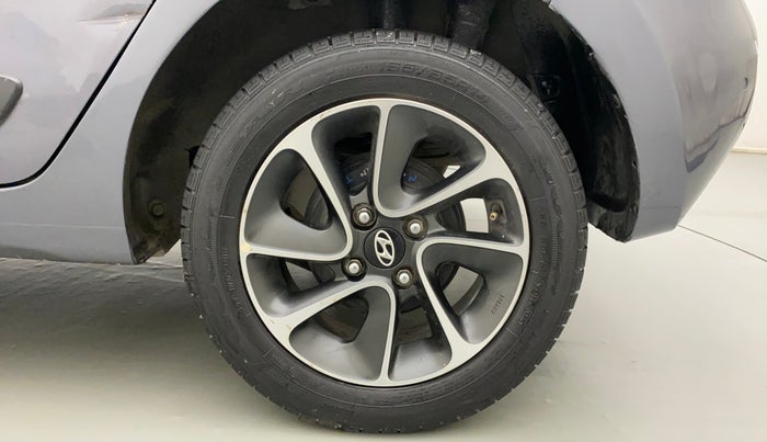 2017 Hyundai Grand i10 SPORTZ (O) AT 1.2 KAPPA VTVT, Petrol, Automatic, 68,719 km, Left Rear Wheel