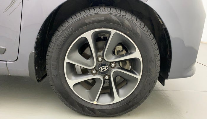 2017 Hyundai Grand i10 SPORTZ (O) AT 1.2 KAPPA VTVT, Petrol, Automatic, 68,719 km, Right Front Wheel