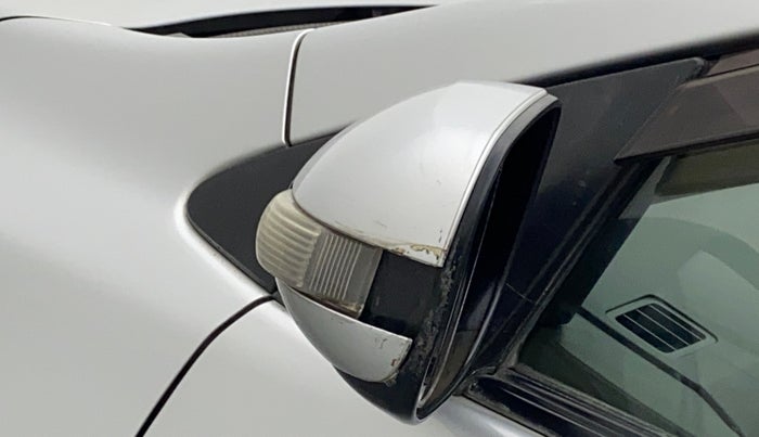 2011 Toyota Corolla Altis J PETROL, Petrol, Manual, 53,181 km, Left rear-view mirror - Indicator light has minor damage