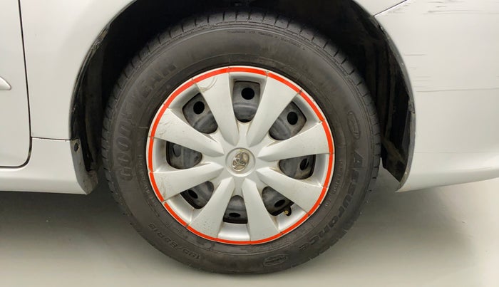 2011 Toyota Corolla Altis J PETROL, Petrol, Manual, 53,181 km, Right Front Wheel