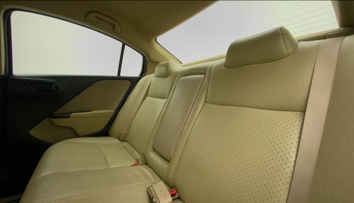 2016 Honda City 1.5L I-VTEC SV CVT, Petrol, Automatic, 38,881 km, Right Side Rear Door Cabin