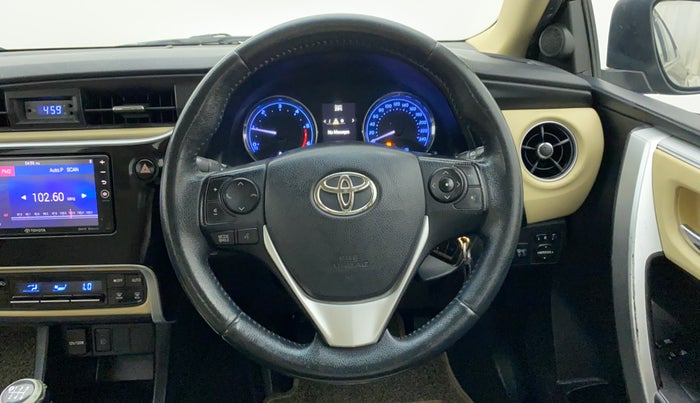 2018 Toyota Corolla Altis G DIESEL, Diesel, Manual, 1,02,279 km, Steering Wheel Close Up