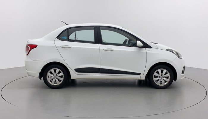 2014 Hyundai Xcent S (O) 1.2, Petrol, Manual, 1,12,986 km, Right Side View