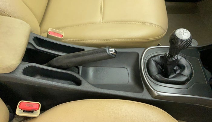 2014 Honda City 1.5L I-VTEC V MT, Petrol, Manual, 34,031 km, Gear Lever