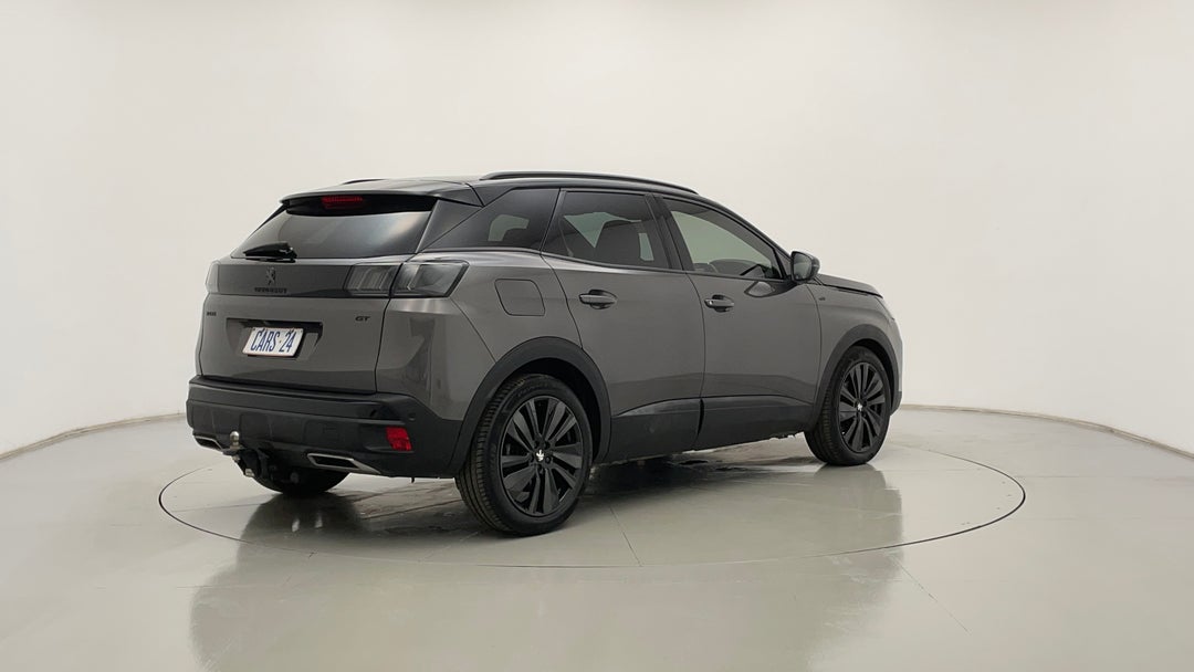 Right Back Diagonal (45- Degree) View