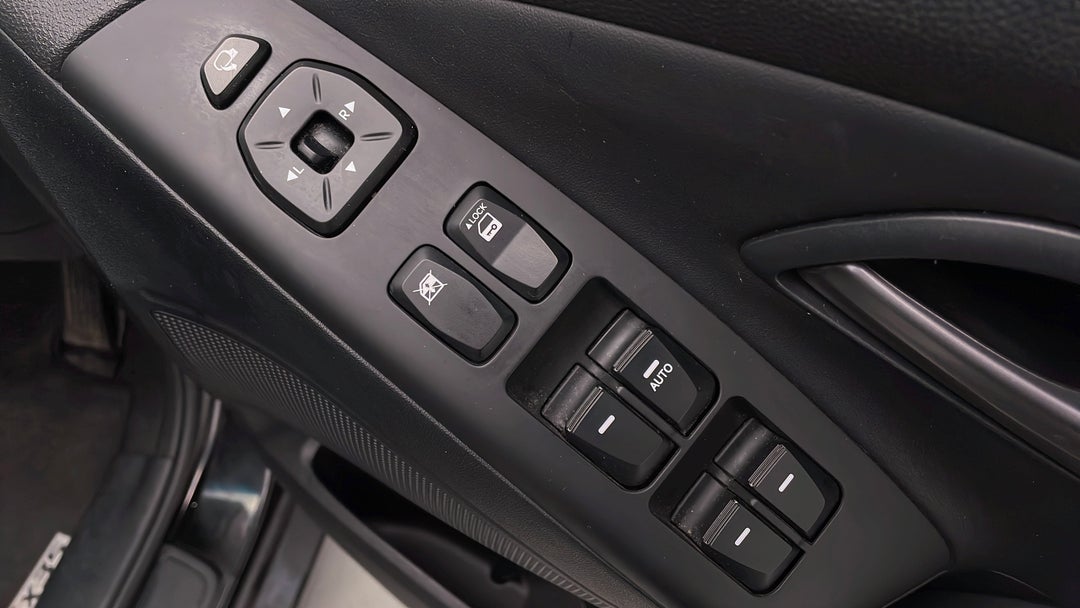 Drivers Side Door Panel Controls