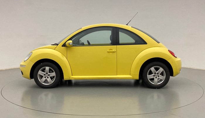 2010 Volkswagen Beetle 2.0 AT, Petrol, Automatic, 13,268 km, Left Side