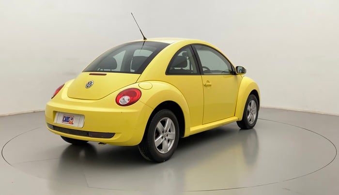 2010 Volkswagen Beetle 2.0 AT, Petrol, Automatic, 13,268 km, Right Back Diagonal