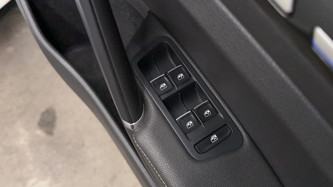 2019 Volkswagen Golf R, Automatic, 55812 km, Drivers Side Door Panel Controls