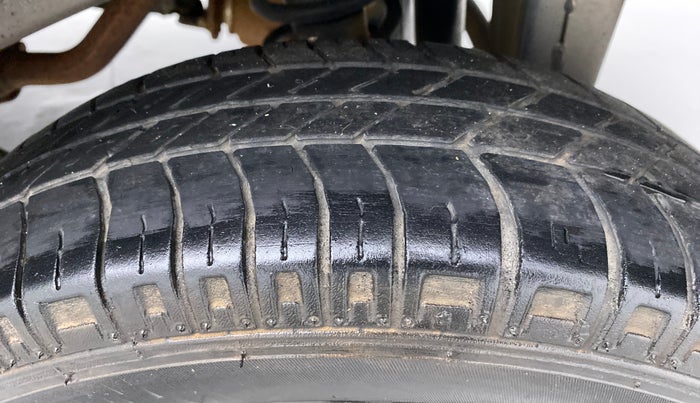2019 Maruti Eeco 5 STR WITH AC PLUSHTR, Petrol, Manual, 12 km, Left Rear Tyre Tread