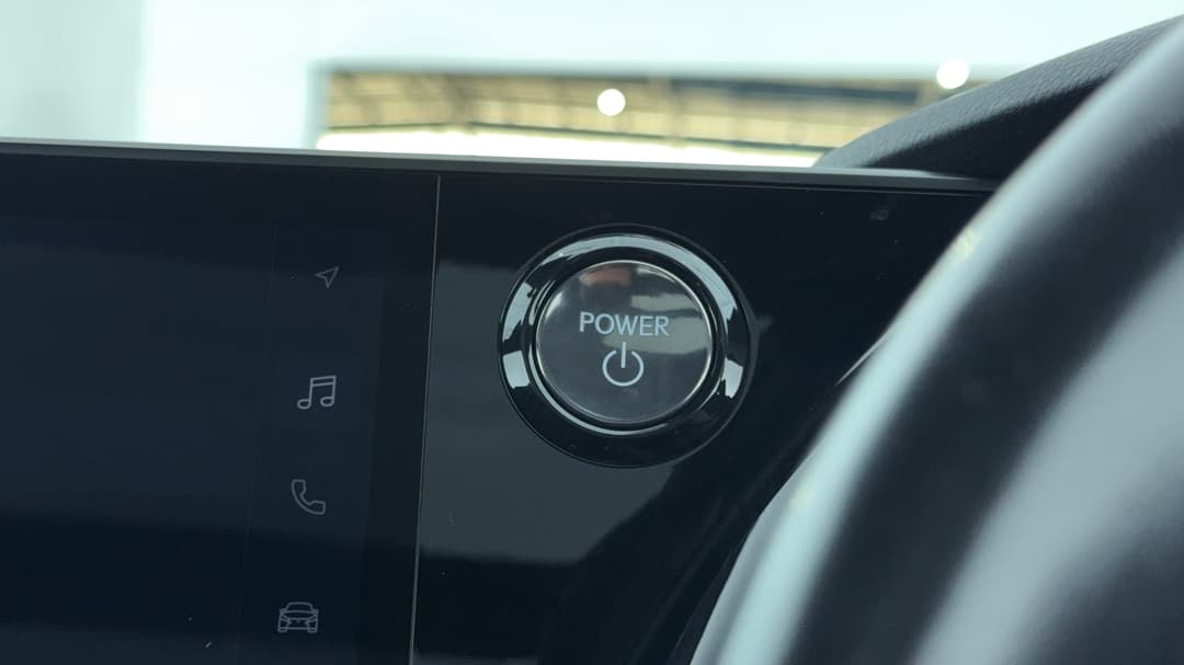2023 Lexus Rx350h Luxury AWD Hybrid, Automatic, 66741 km, Keyless / Button Start