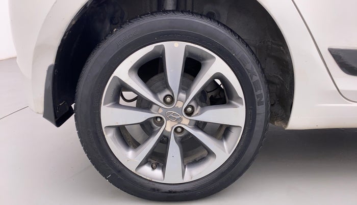 2016 Hyundai Elite i20 ASTA 1.2, Petrol, Manual, 46,129 km, Right Rear Wheel