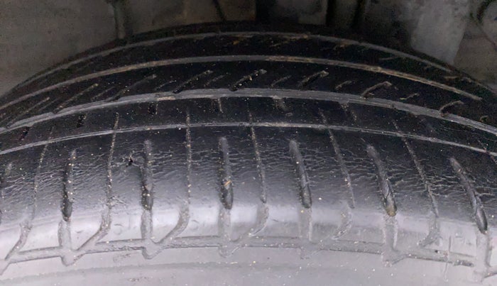 2016 Hyundai Elite i20 ASTA 1.2, Petrol, Manual, 46,129 km, Left Rear Tyre Tread