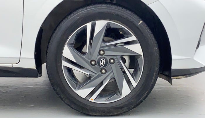 2020 Hyundai NEW I20 ASTA (O) 1.5 CRDI MT, Diesel, Manual, 15,859 km, Right Front Wheel