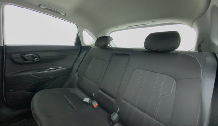 2020 Hyundai NEW I20 ASTA (O) 1.5 CRDI MT, Diesel, Manual, 15,859 km, Right Side Rear Door Cabin