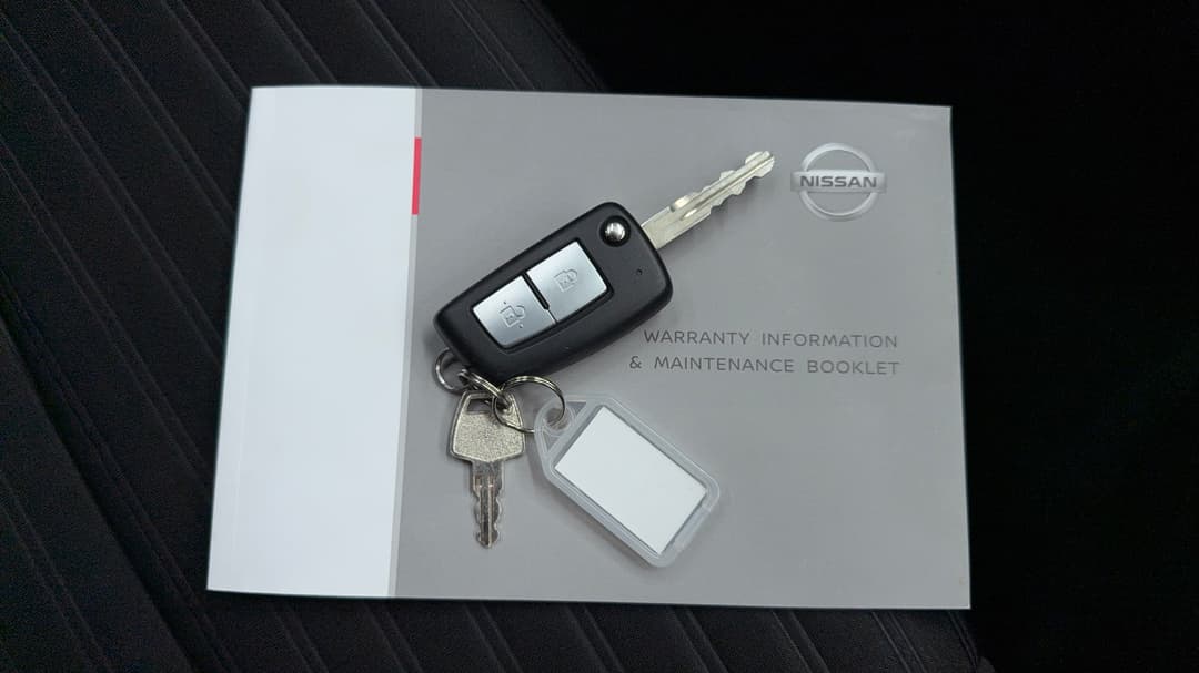 2021 Nissan Navara St (4x4), Automatic, 94583 km, Key Close-up