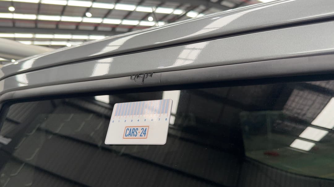 2021 Nissan Navara St (4x4), Automatic, 94583 km, Doors Rear RHS Rubber strip fade/damaged