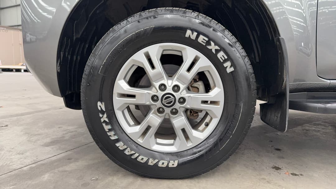 2021 Nissan Navara St (4x4), Automatic, 94583 km, Left Front Wheel