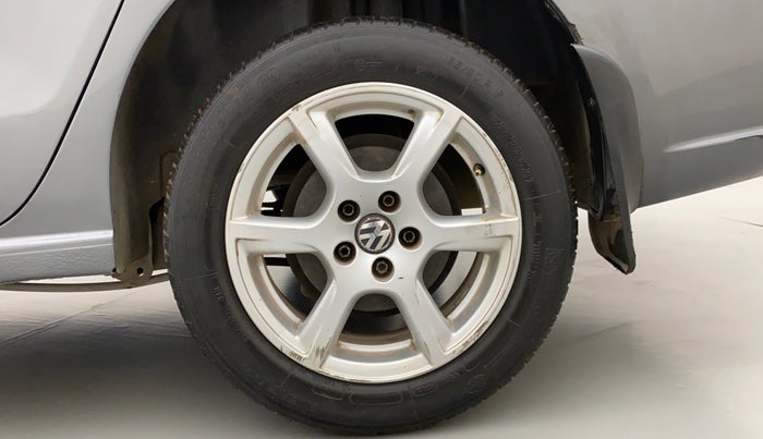 2014 Volkswagen Vento HIGHLINE DIESEL 1.6, Diesel, Manual, 83,566 km, Left Rear Wheel