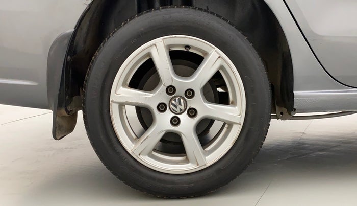 2014 Volkswagen Vento HIGHLINE DIESEL 1.6, Diesel, Manual, 83,566 km, Right Rear Wheel