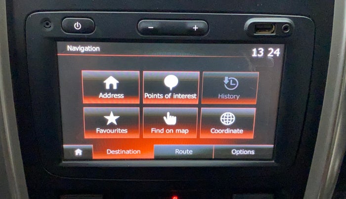 2017 Renault Duster 85 PS RXS MT DIESEL, Diesel, Manual, 1,06,068 km, Infotainment system - GPS Card not working/missing