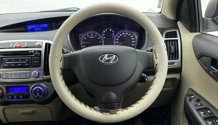 2012 Hyundai i20 MAGNA (O) 1.2, Petrol, Manual, 46,802 km, Steering Wheel Close Up