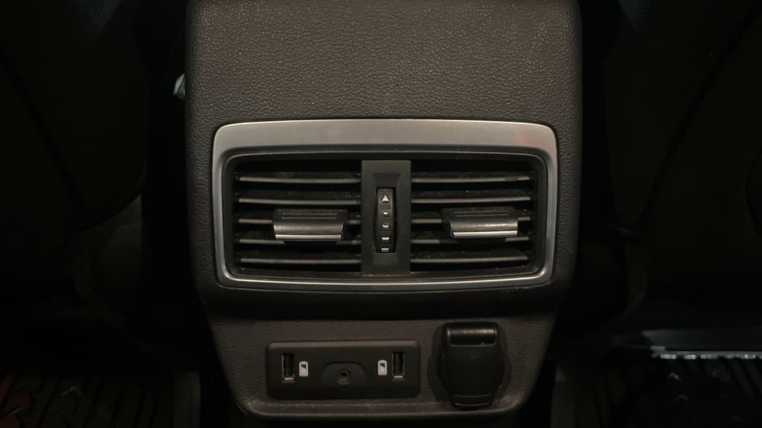 2023 Renault Koleos Zen (4x2), Automatic, 67989 km, Rear A/C Vent