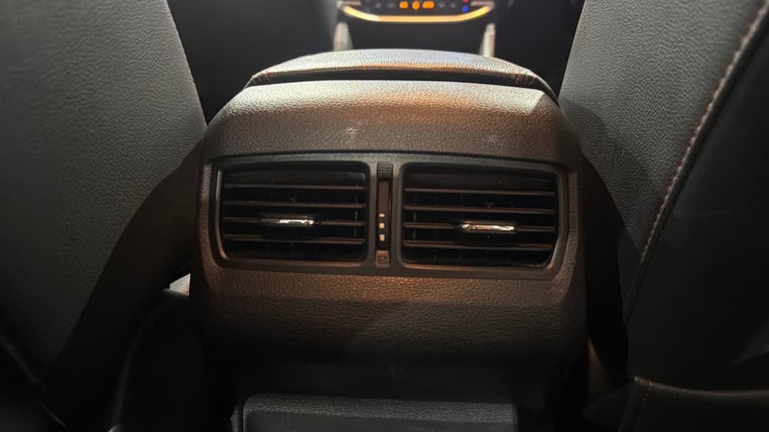 2022 LDV T60 Max Luxe (4x4), Automatic, 69938 km, Rear A/C Vent