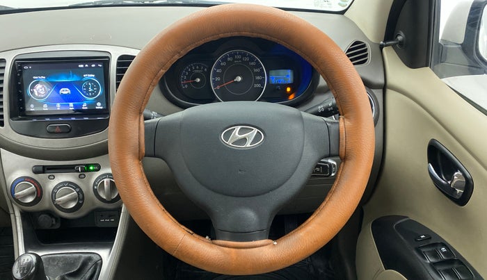 2015 Hyundai i10 SPORTZ 1.1, Petrol, Manual, 51,737 km, Steering Wheel Close Up