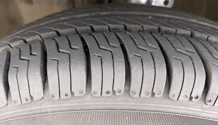 2014 Nissan Micra Active XV, Petrol, Manual, 39,557 km, Left Front Tyre Tread