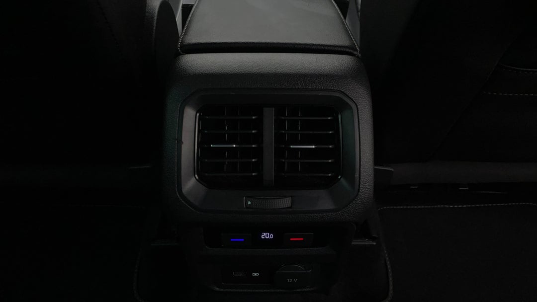 Rear A/C Vent
