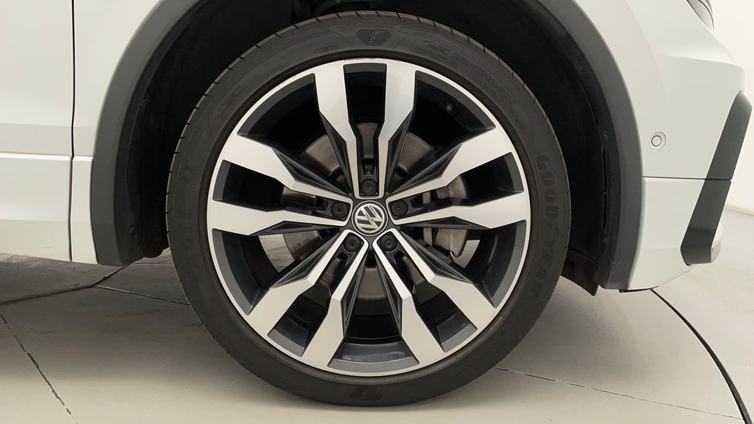 Right Front Wheel