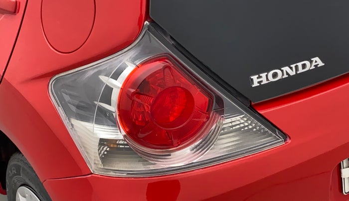 2014 Honda Brio S MT, Petrol, Manual, 32,184 km, Left tail light - Minor scratches